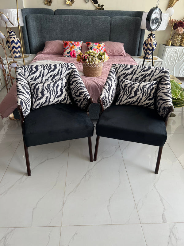 Maya chair set of 2 (black seat)