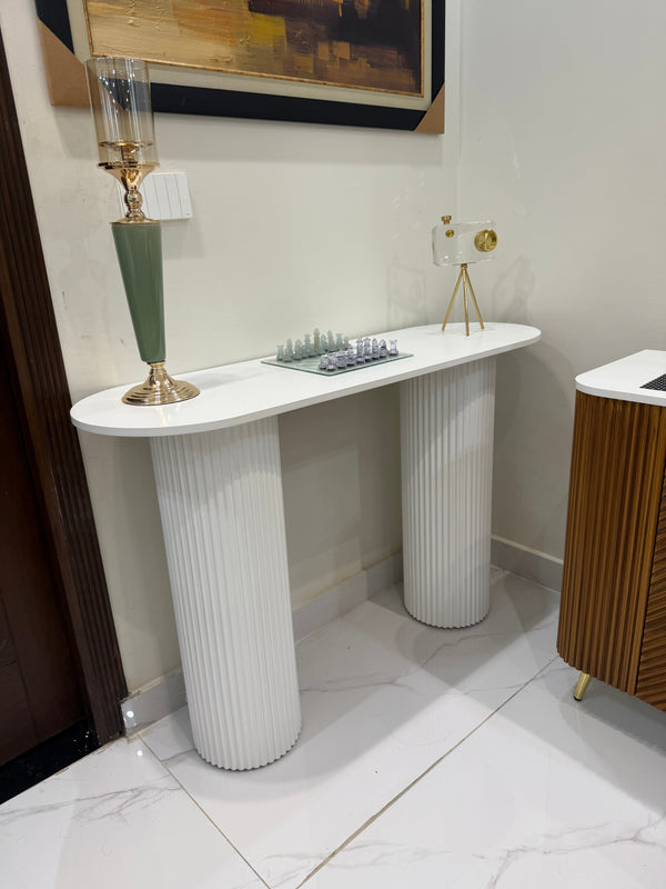 Flutted hallway table