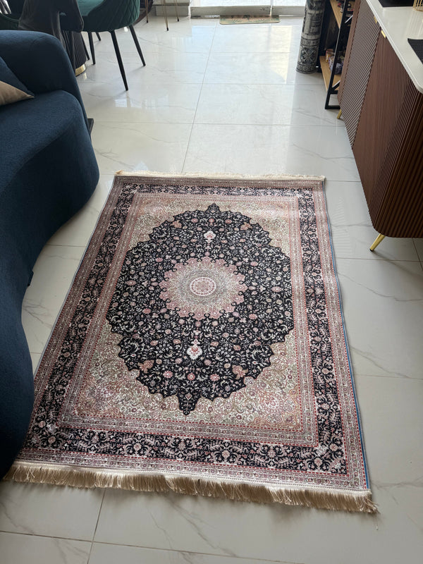 Modern 4 by 6ft VS15