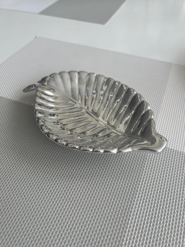 Trinket tray 03