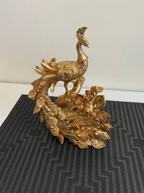 Peacock Sculpture Gold 02