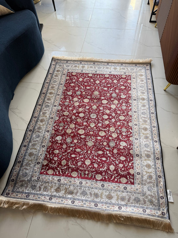 Modern 4 by 6ft VS10