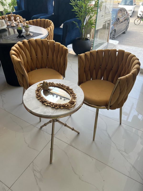 Knotted chair set with table
