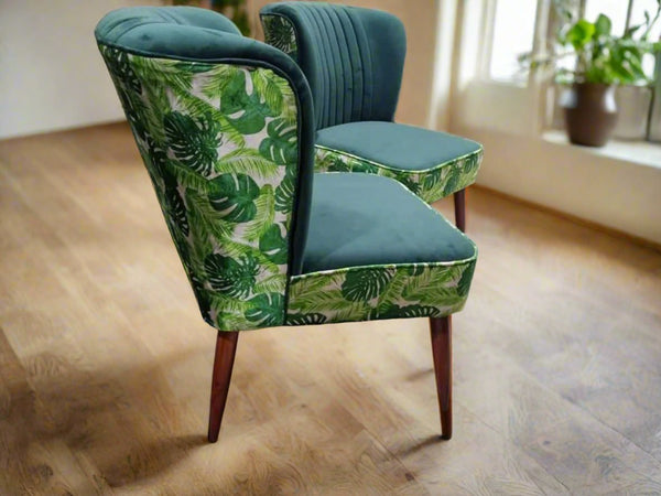 Allure Chair 018 with table
