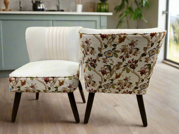 Allure Chair 023 with table