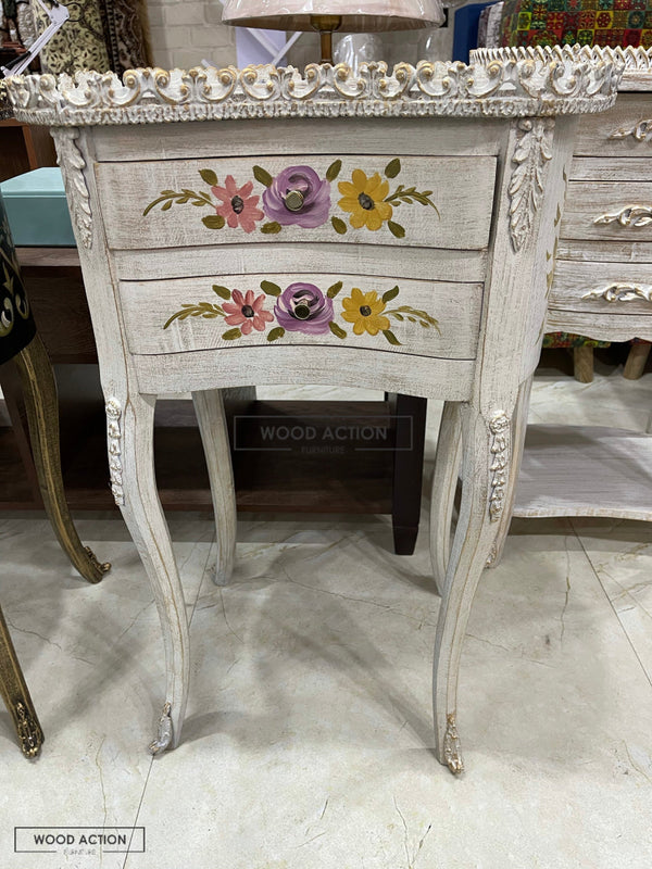 Bell Victorian Table White Hand painted