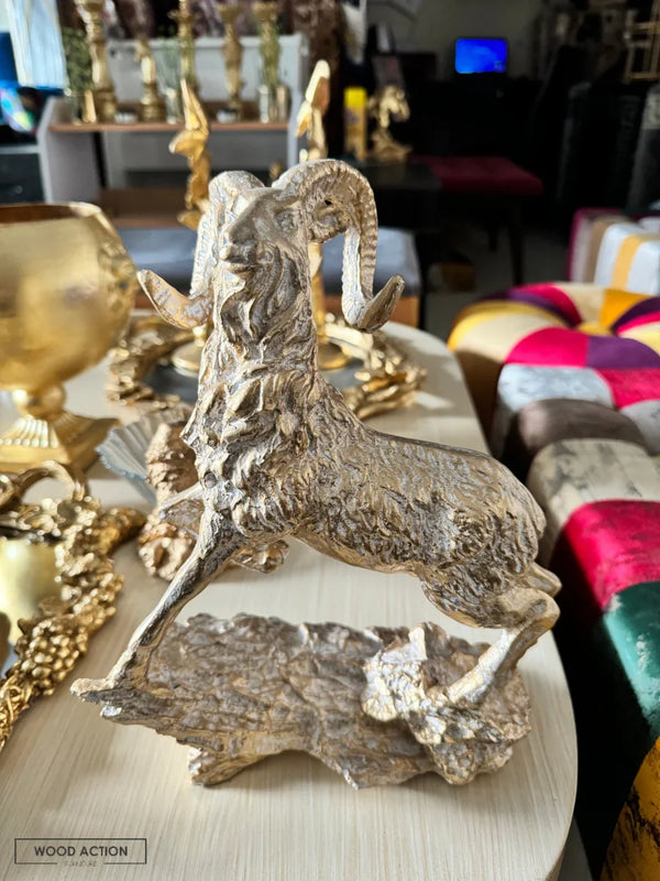 Markhor decor