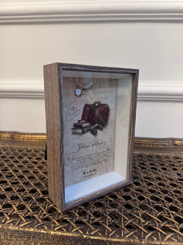 Shadow box frame
