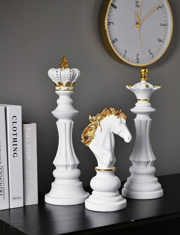 Three piece chess set