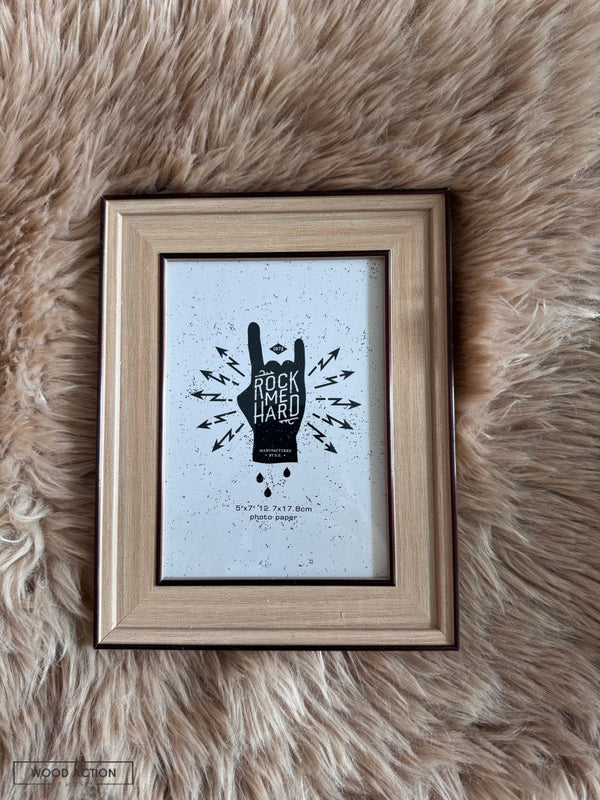 Vintage frame 08