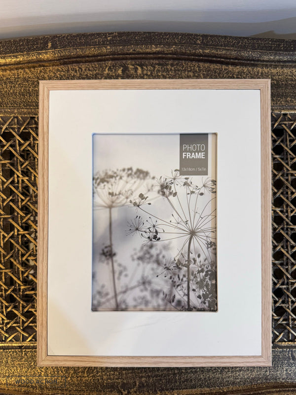 Wooden frame with white border VN11