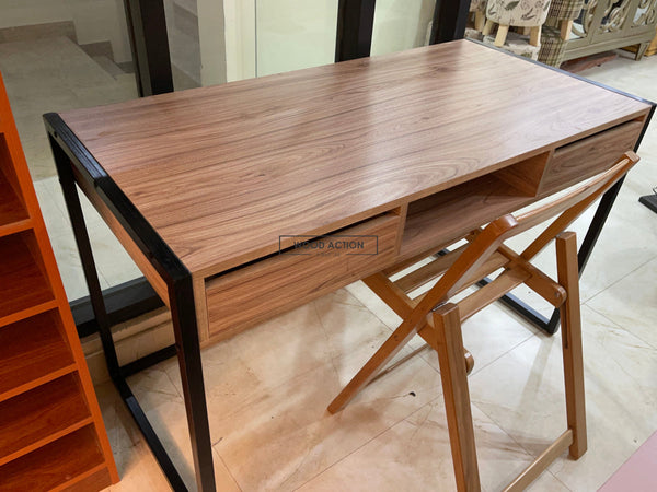 Zen Study Table